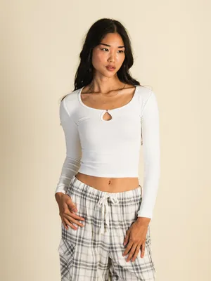 HARLOW PENNY KEYHOLE LONG SLEEVE TEE - WHITE CLEARANCE