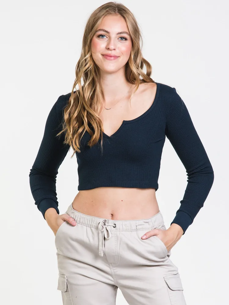 HARLOW KYLIE LONG SLEEVE NOTCH TEE