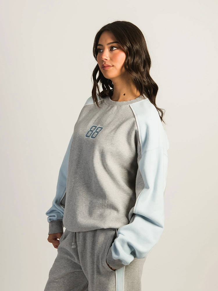 HARLOW ROXY EMBROIDERED CREWNECK