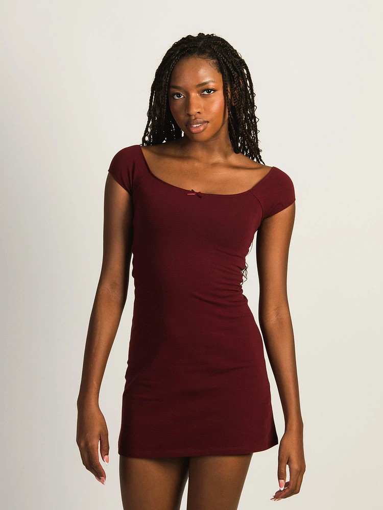 HARLOW ROSALIE DRESS - BURGUNDY