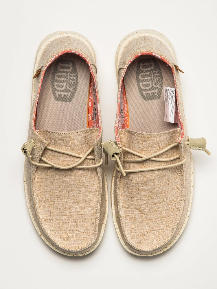 WOMENS HEYDUDE WENDY CHAMBRAY SNEAKER