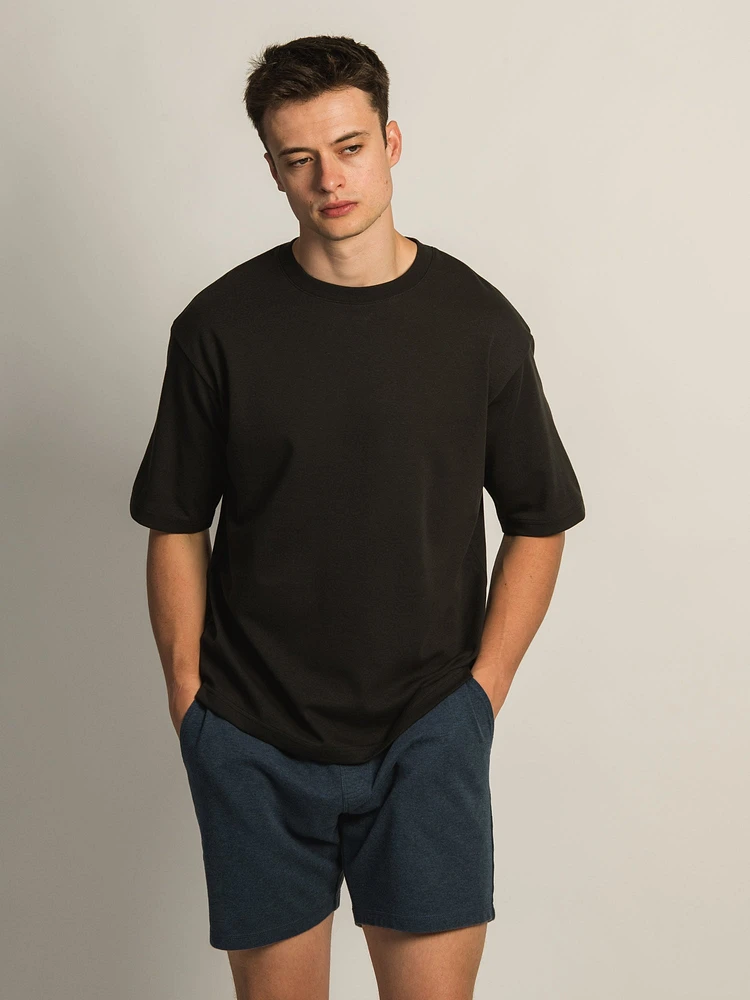 KOLBY KEEP COOL BOXY FIT TEE - BLACK