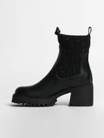 WOMENS STEVE MADDEN GEMMINI - CLEARANCE