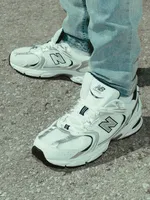 MENS NEW BALANCE THE 530 SNEAKER - WHITE/INDIGO