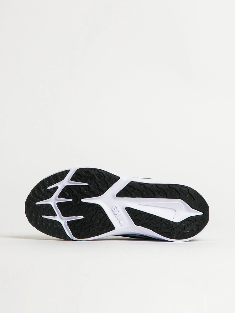 KIDS NIKE STAR RUNNER 4 SHOES