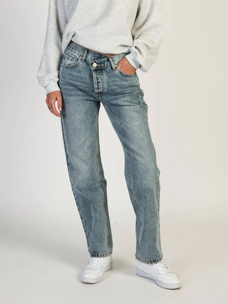 JEAN JAMBE DROITE HOLLY ASYMETRIC