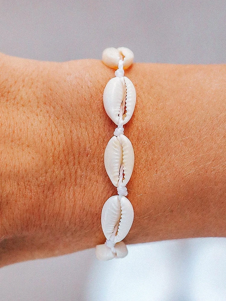 PURA VIDA KNOTTED COWRIES BRACELET - CLEARANCE
