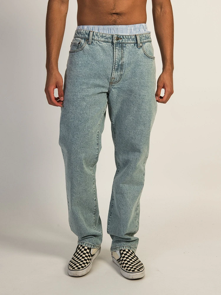 JEANS AMPLE TAINTED – DÉLAVAGE DENIM CLAIR