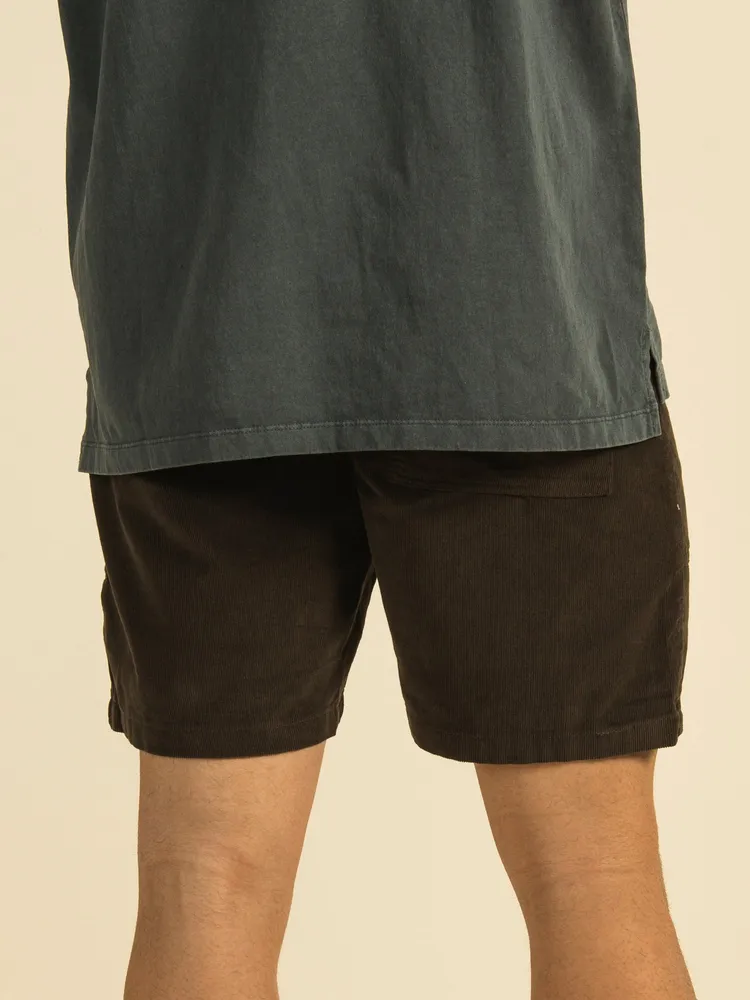 TRUNKS EXPLORER 8'SHORT - CLEARANCE