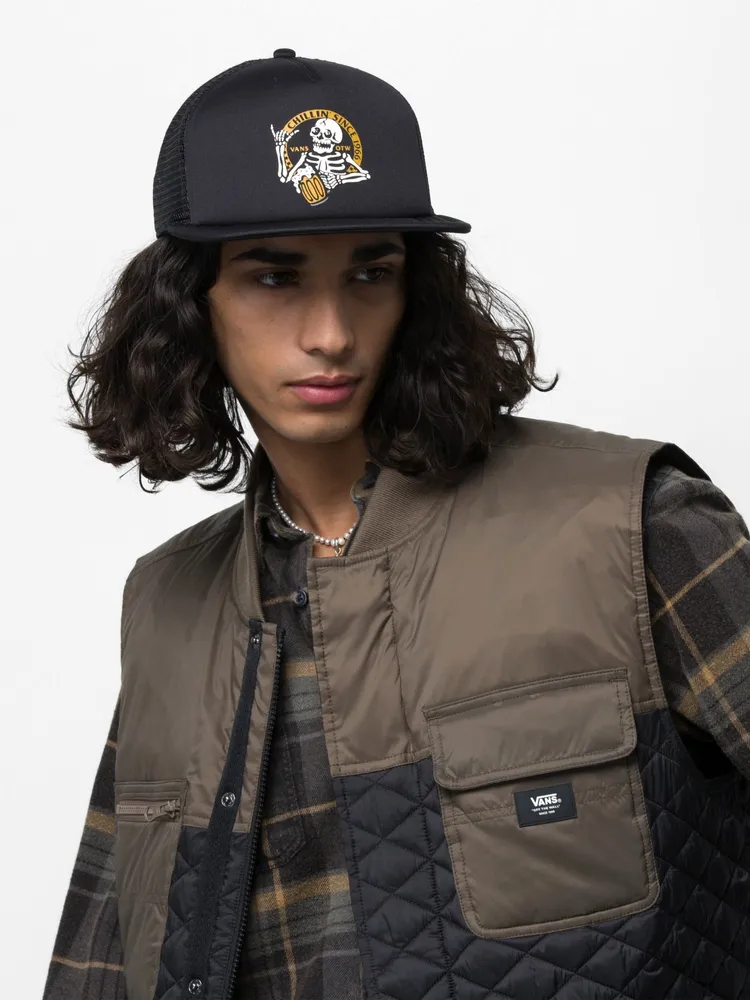 VANS CHILLIN TRUCKER HAT - CLEARANCE