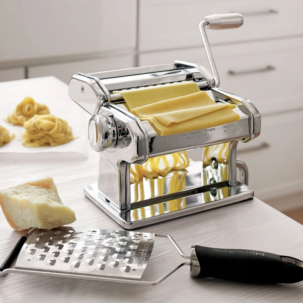 Atlas 150 Aluminum Pasta Maker