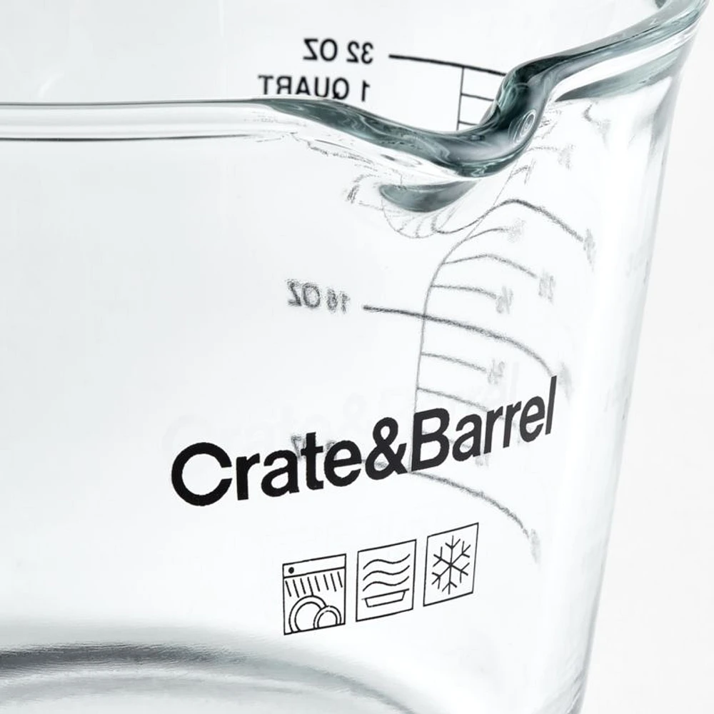 Crate & Barrel 4-Cup Glass Measuring Cup