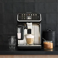 Philips 4400 Series Fully-Automatic Espresso Machine with LatteGo + Iced Coffee