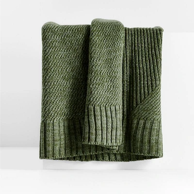 Sweater Knit 70"x55" Verte Green Throw Blanket