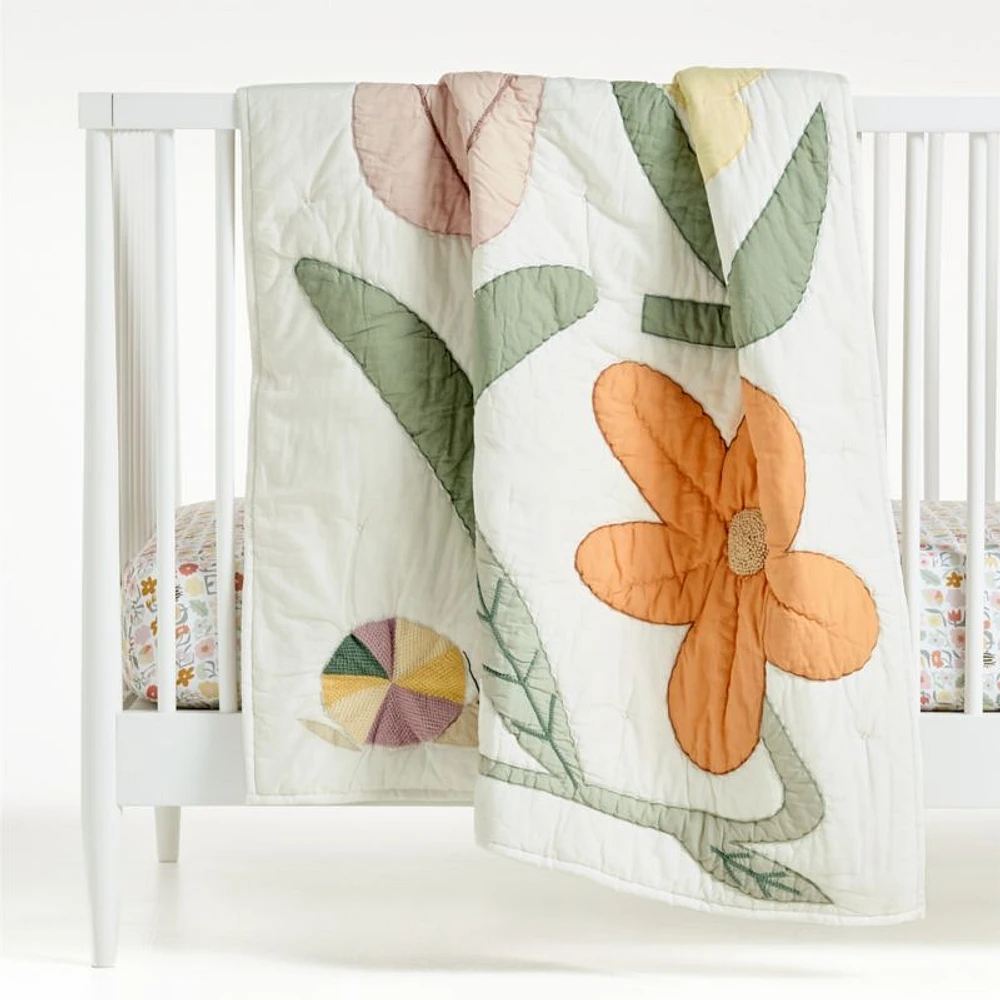 Flora Applique Organic Cotton Baby Crib Quilt