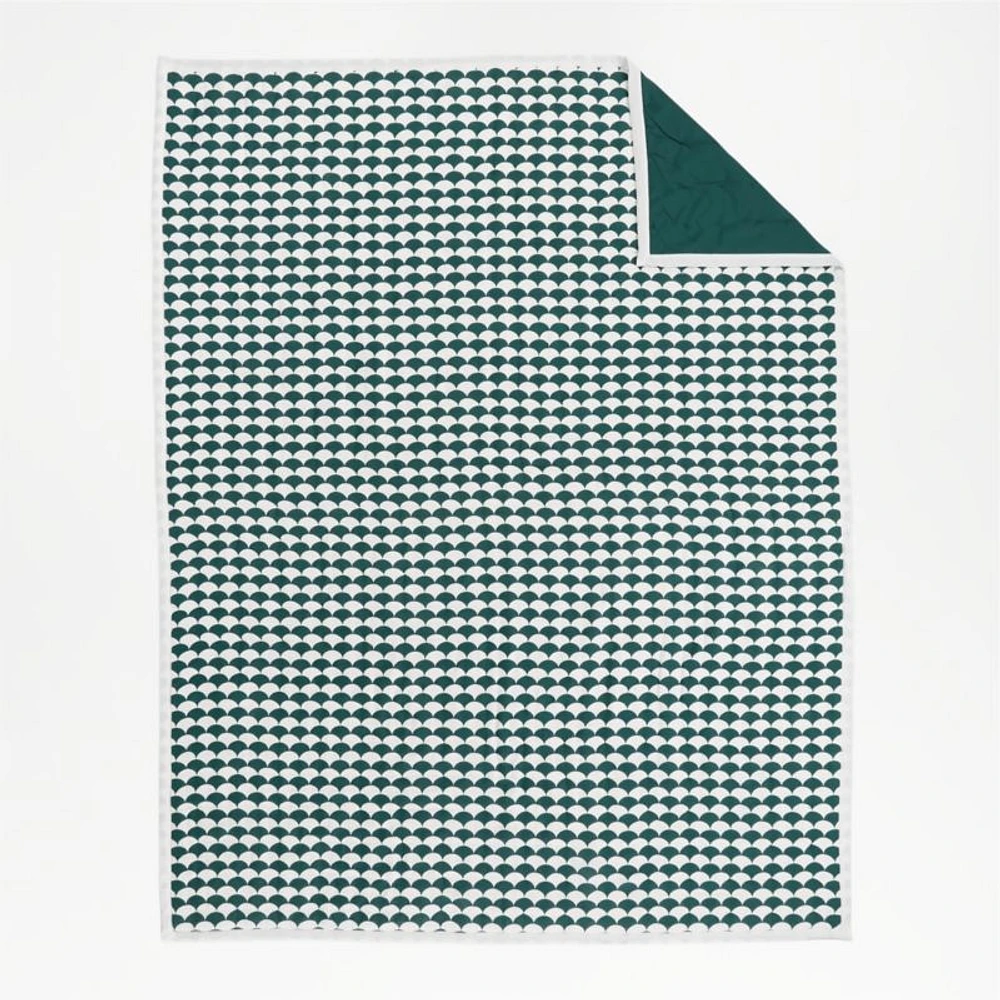 Geo-Fan Kids Organic Twin Teal Scallop Quilt