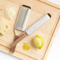 Microplane ® Master Series Coarse Paddle Grater