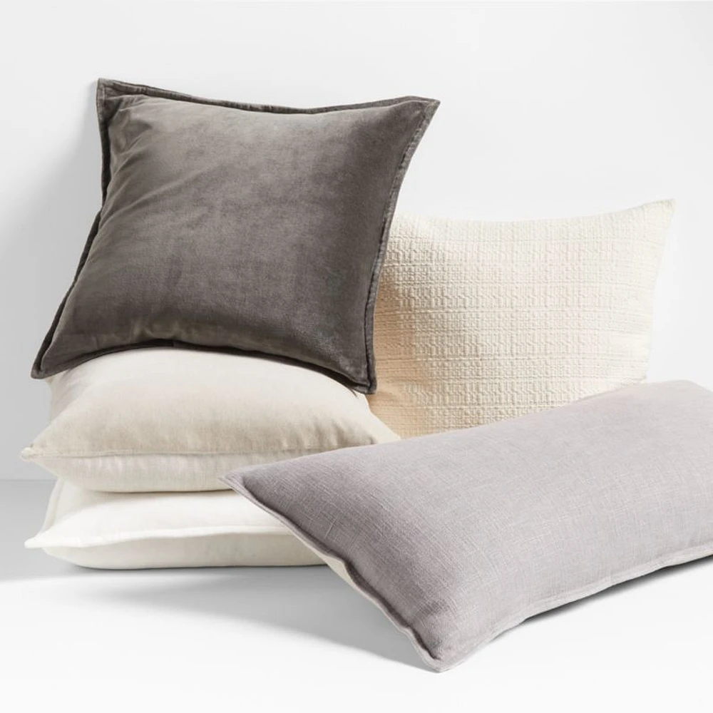 Bari 20"x20" White Swan Knitted Throw Pillow Cover