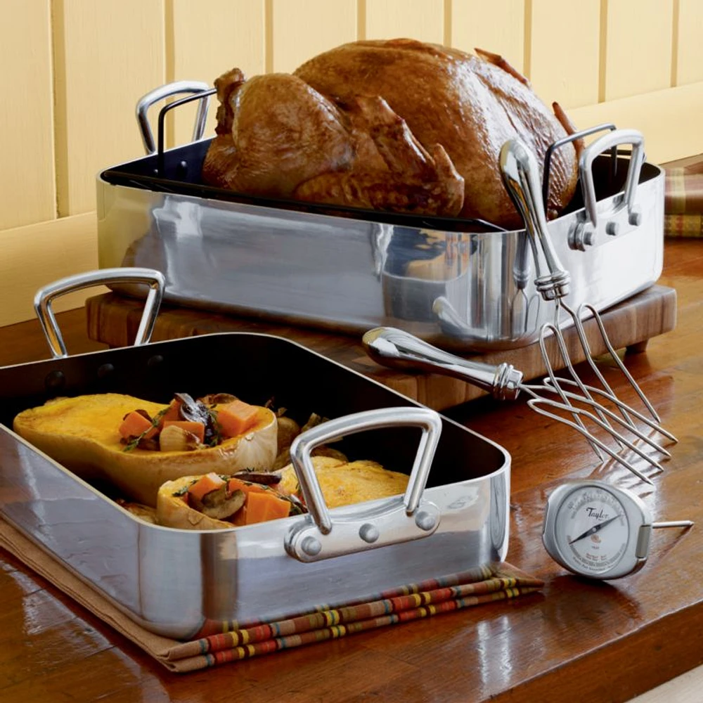 Large 16" Non-Stick Roaster