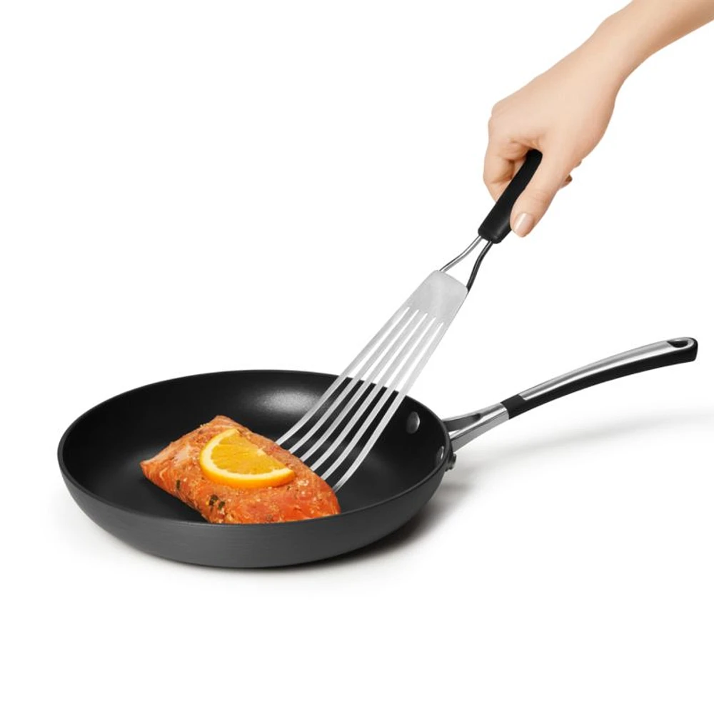 OXO ® Fish Spatula