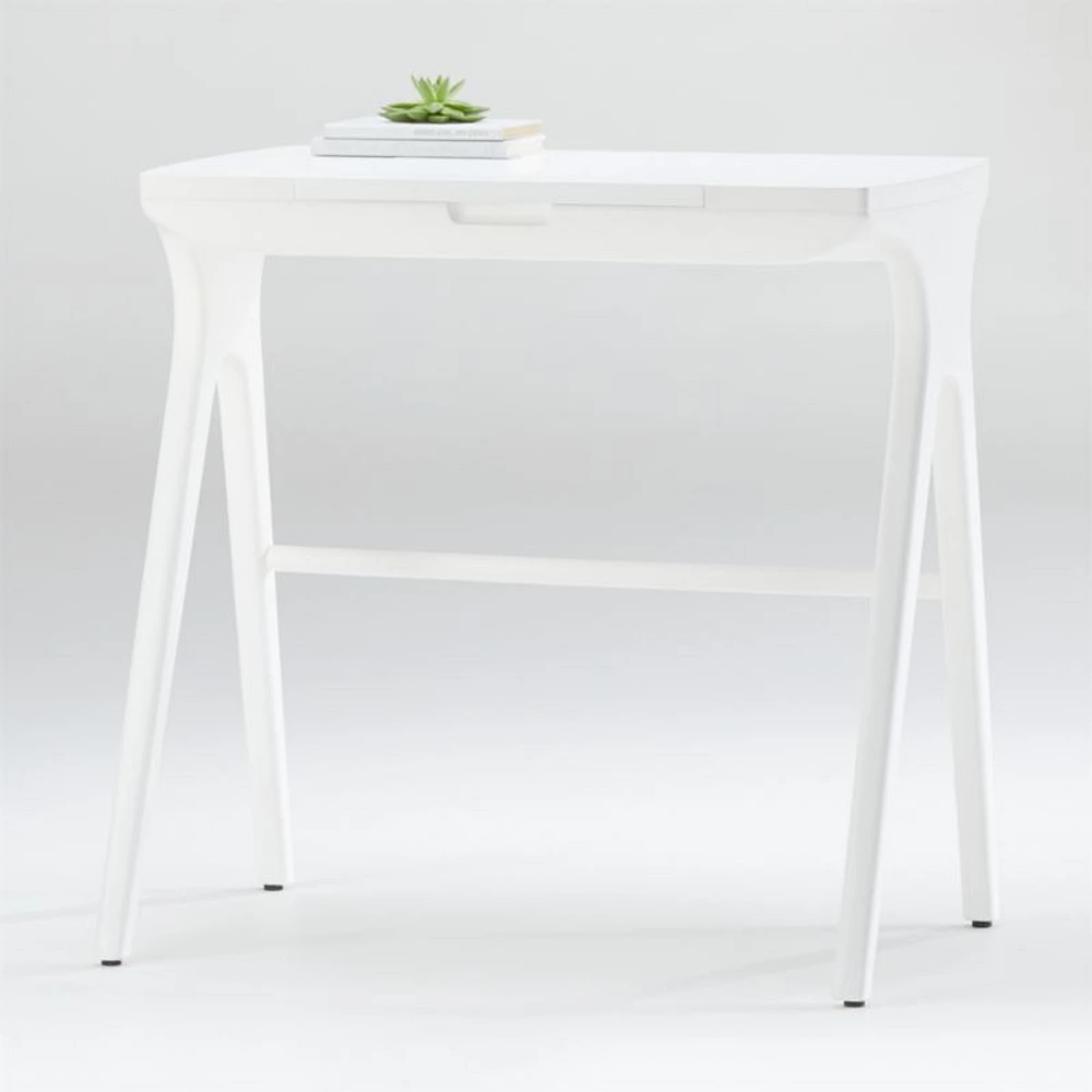 Paris Desk