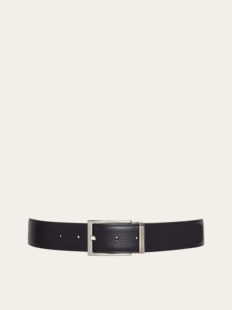 Reversible and adjustable belt with rectangular buckle