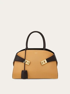Hug bicolor handbag (M)