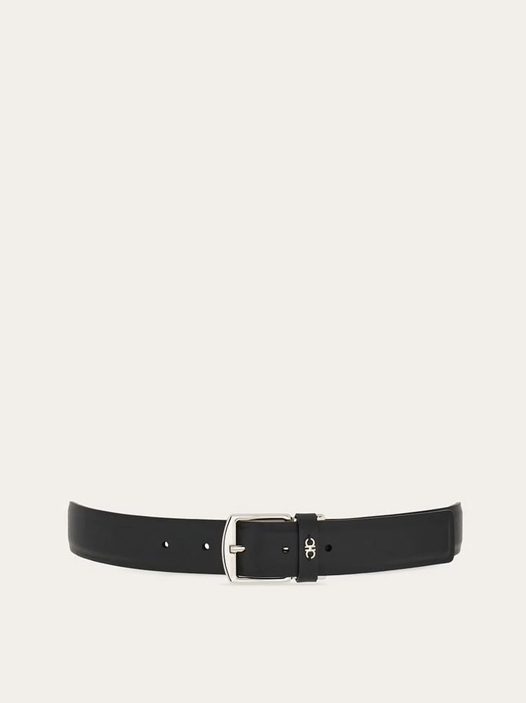 Reversible and adjustable belt