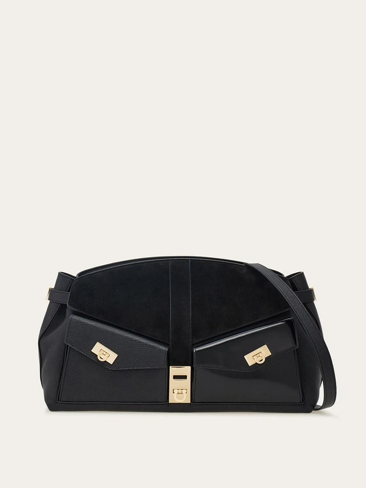 Multipocket Hug crossbody bag