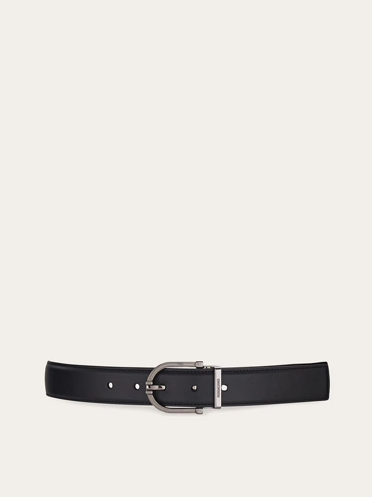 Reversible and adjustable belt