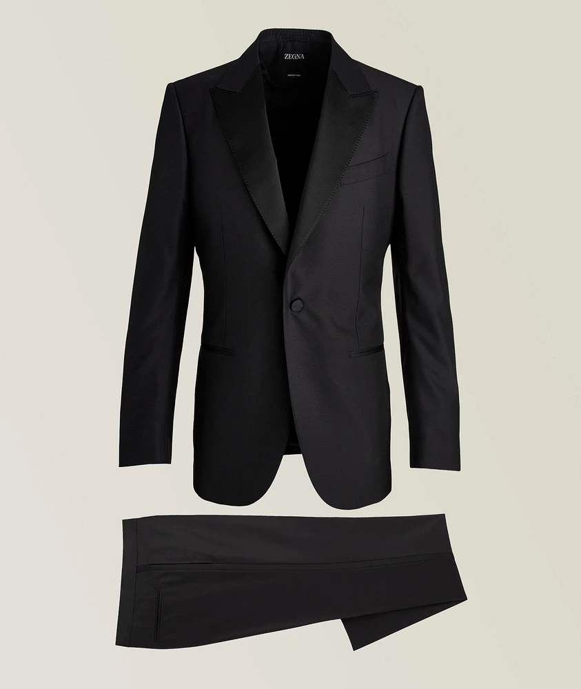 Solid Trofeo 600 Wool-Silk Tuxedo