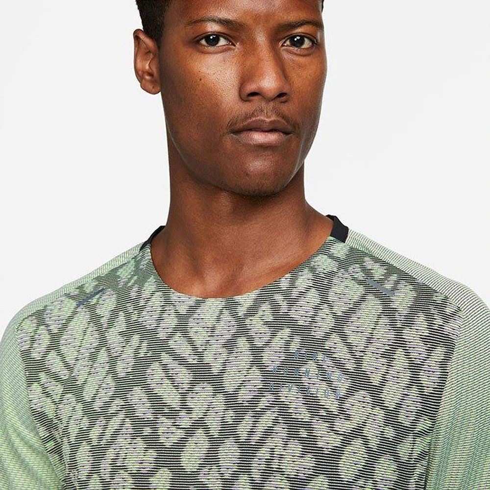 Men's Dri-FIT® ADV Run Division Techknit Top