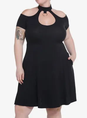 Social Collision Black Choker O-Ring Dress Plus Size