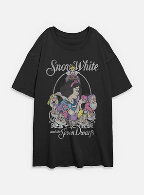 Disney Snow White and the Seven Dwarfs Retro Classic Womens Oversized T-Shirt