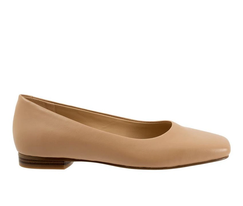 Women's Trotters Honor Flats