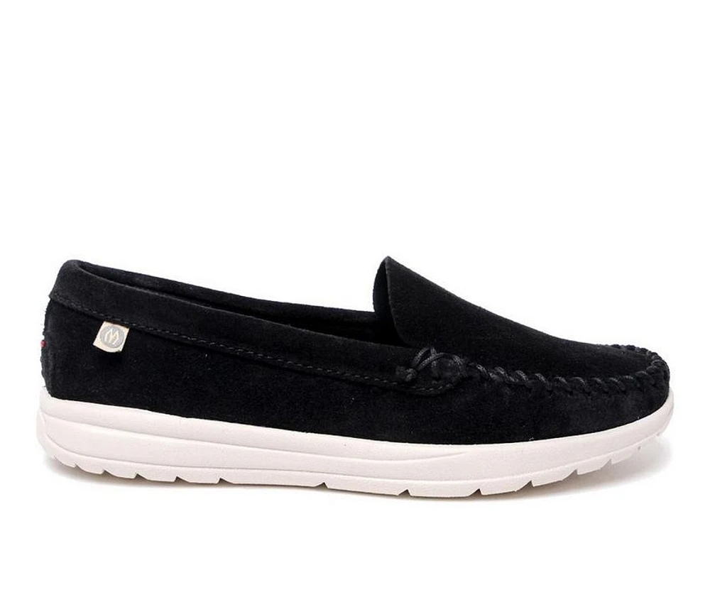 Women's Minnetonka Discover Classic Slip-On Shoes