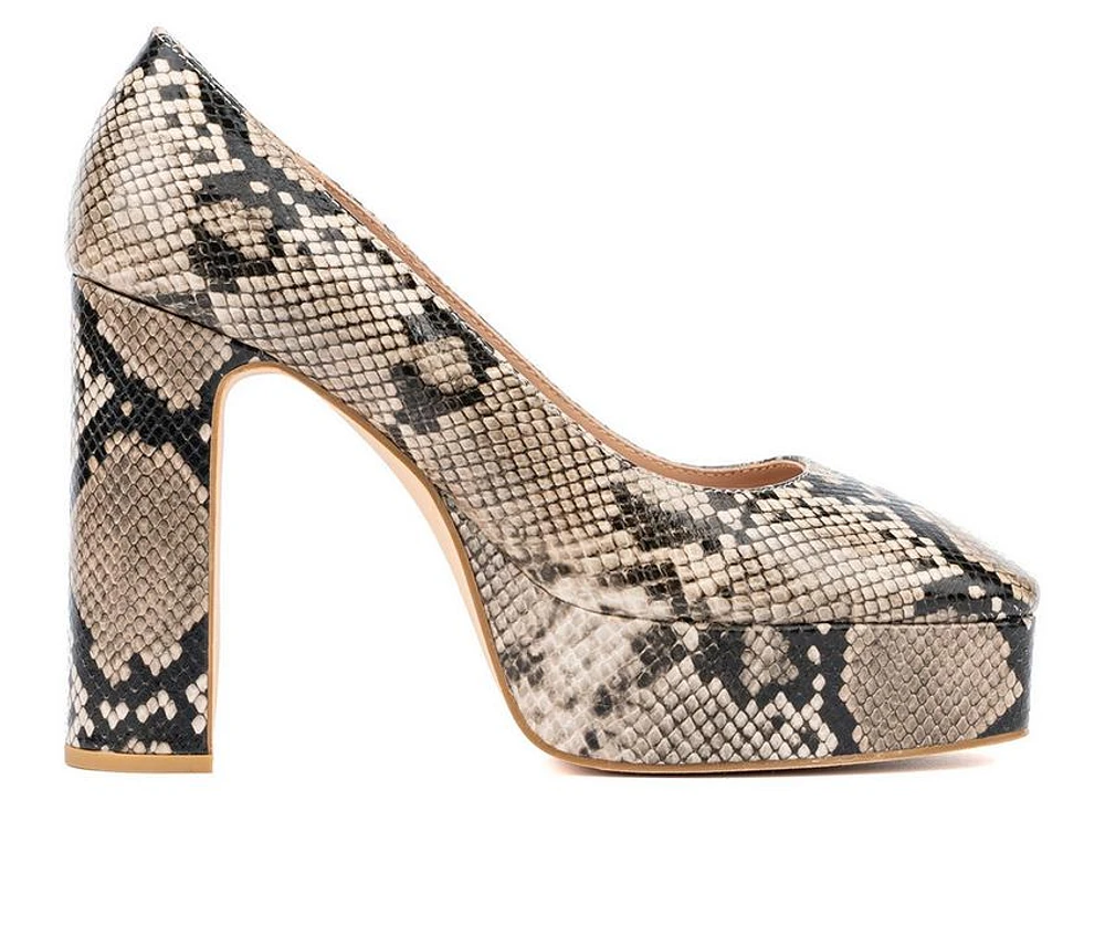 Women's New York and Company Ryla Platform Pumps