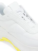 The Lazy Runner Sneakers
