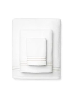 Aura Nuova Towel Collection