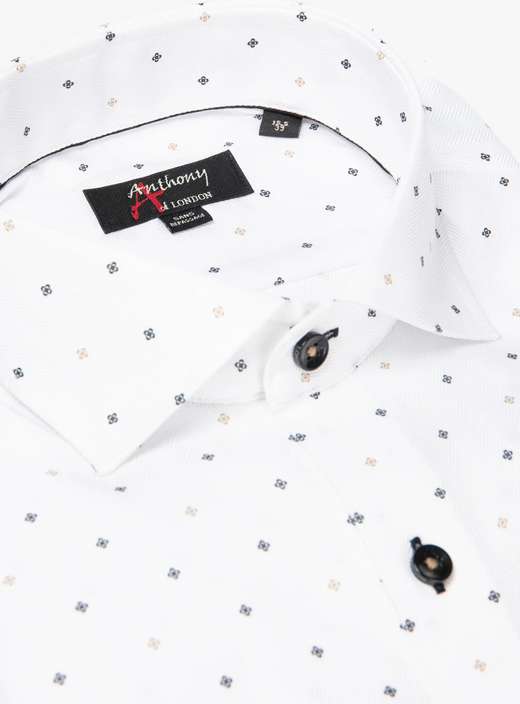 Chemise sans repassage à imprimé d'ornements