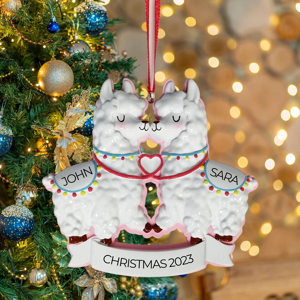 Llama Couple kissing Ornament