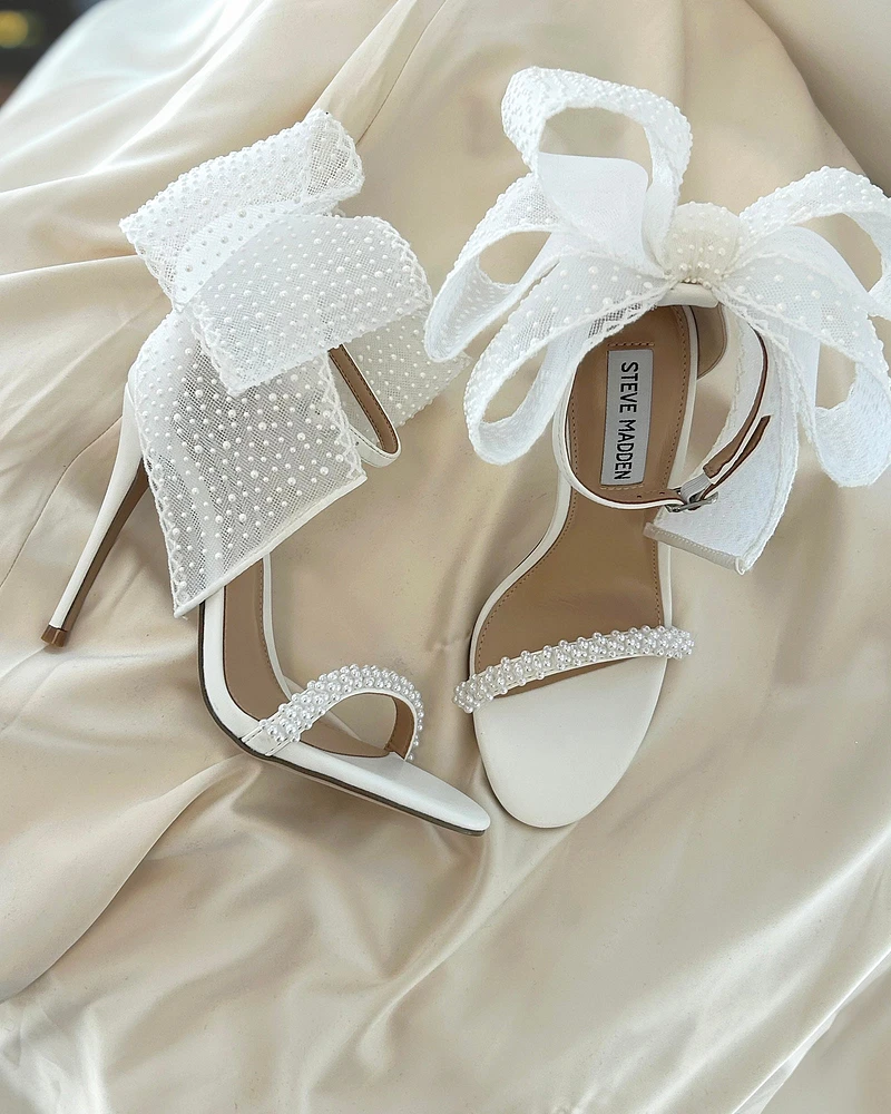 BENNI WHITE