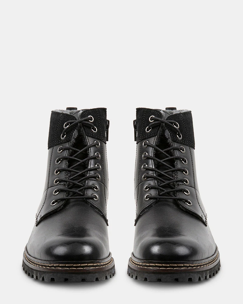 STRATUSF BLACK LEATHER