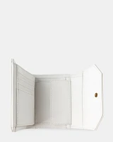 BTABI WHITE