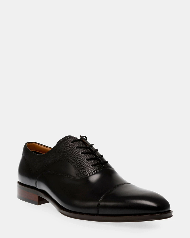 PLAKARD BLACK LEATHER