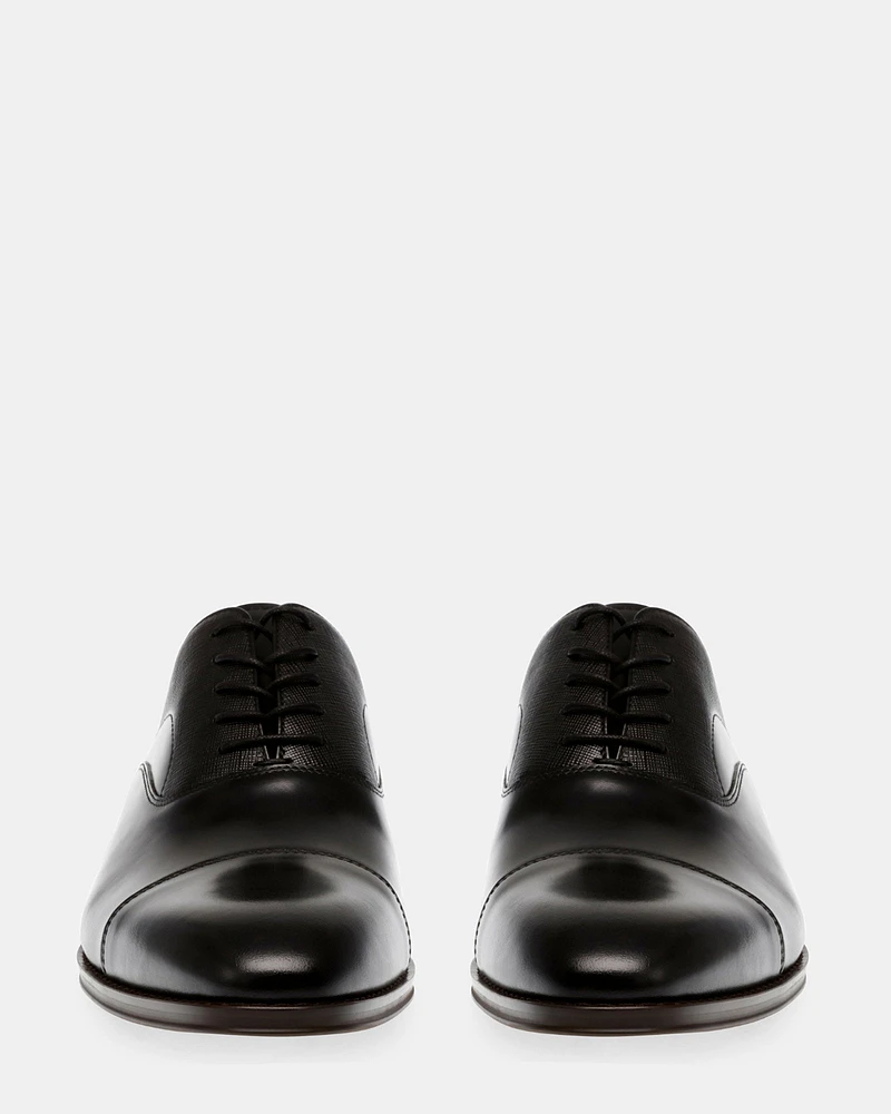 PLAKARD BLACK LEATHER