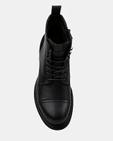 FINN BLACK