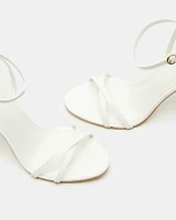 JYPSEY WHITE LEATHER