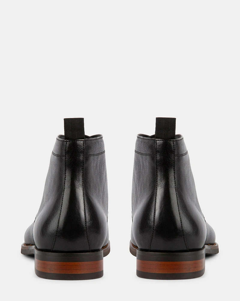 MADRIGO BLACK LEATHER