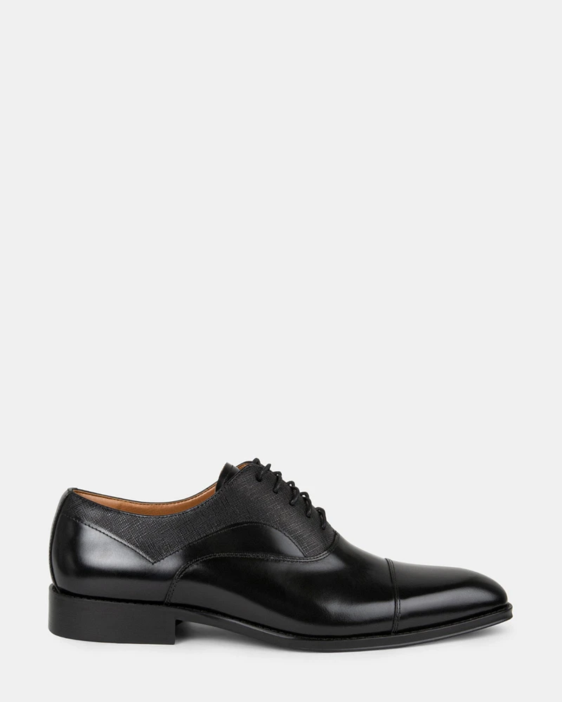 PLAKARD BLACK LEATHER